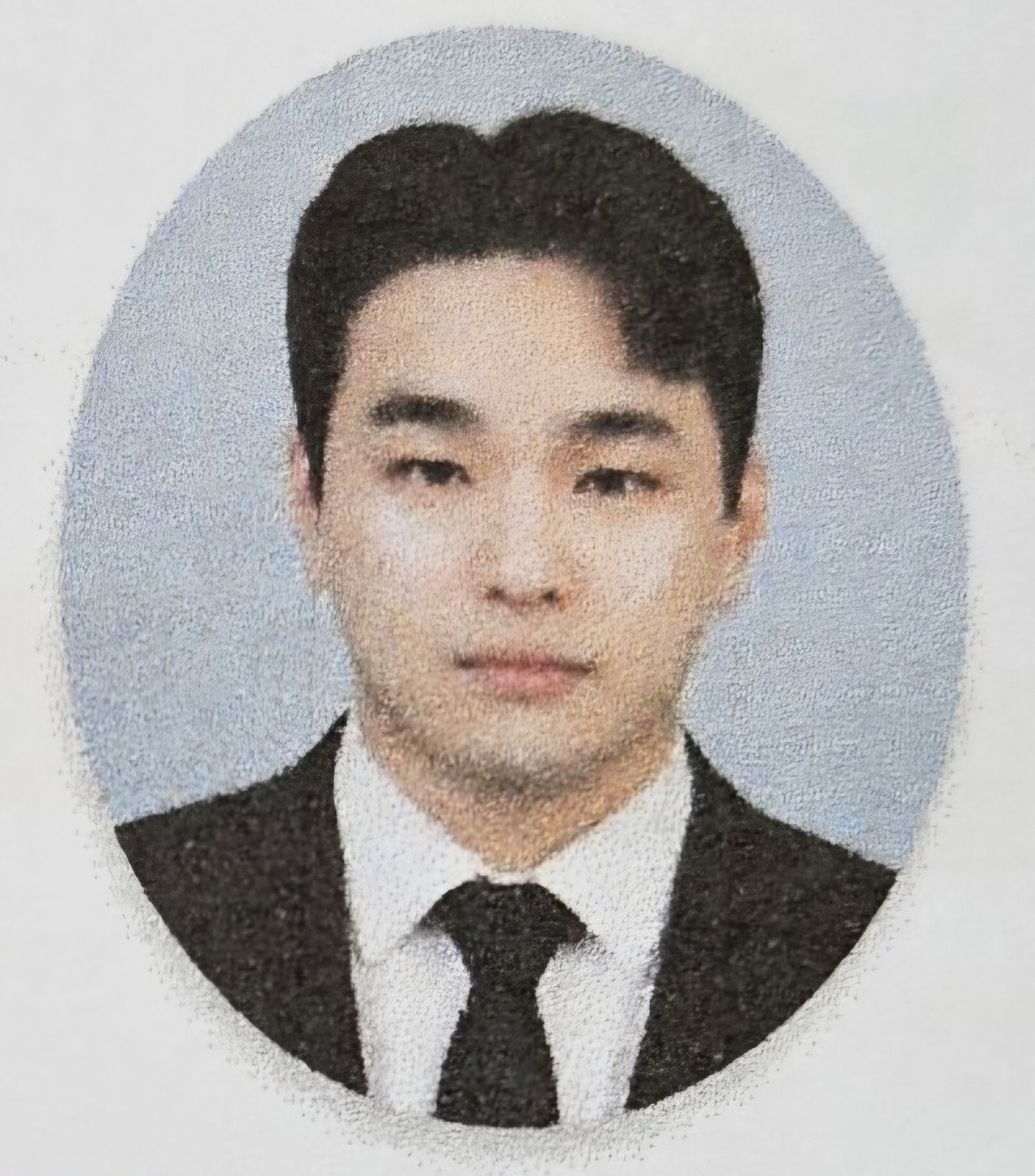 Portrait of Evan Bae